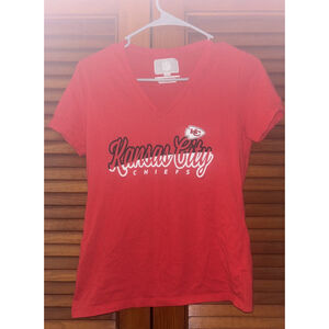 Kansas City Chiefs NFL Short Sleeve Red V Neck Shirt Women's Small
